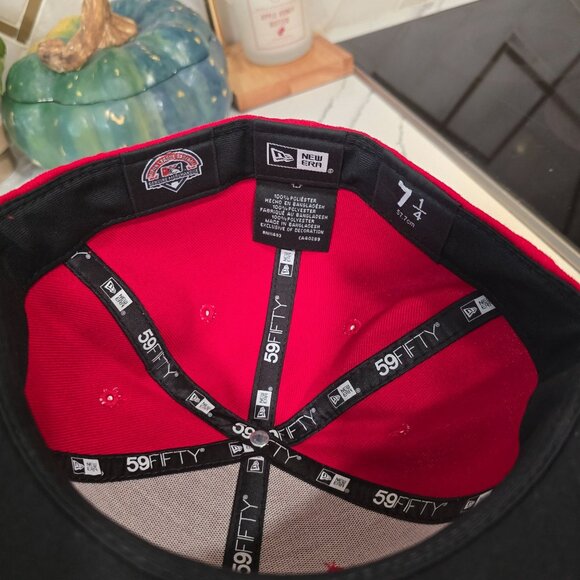 New Era Clearwater Threshers 59FIFTY Red Fitted Hat 7 1/4 With Shark Baseball - Picture 3 of 10